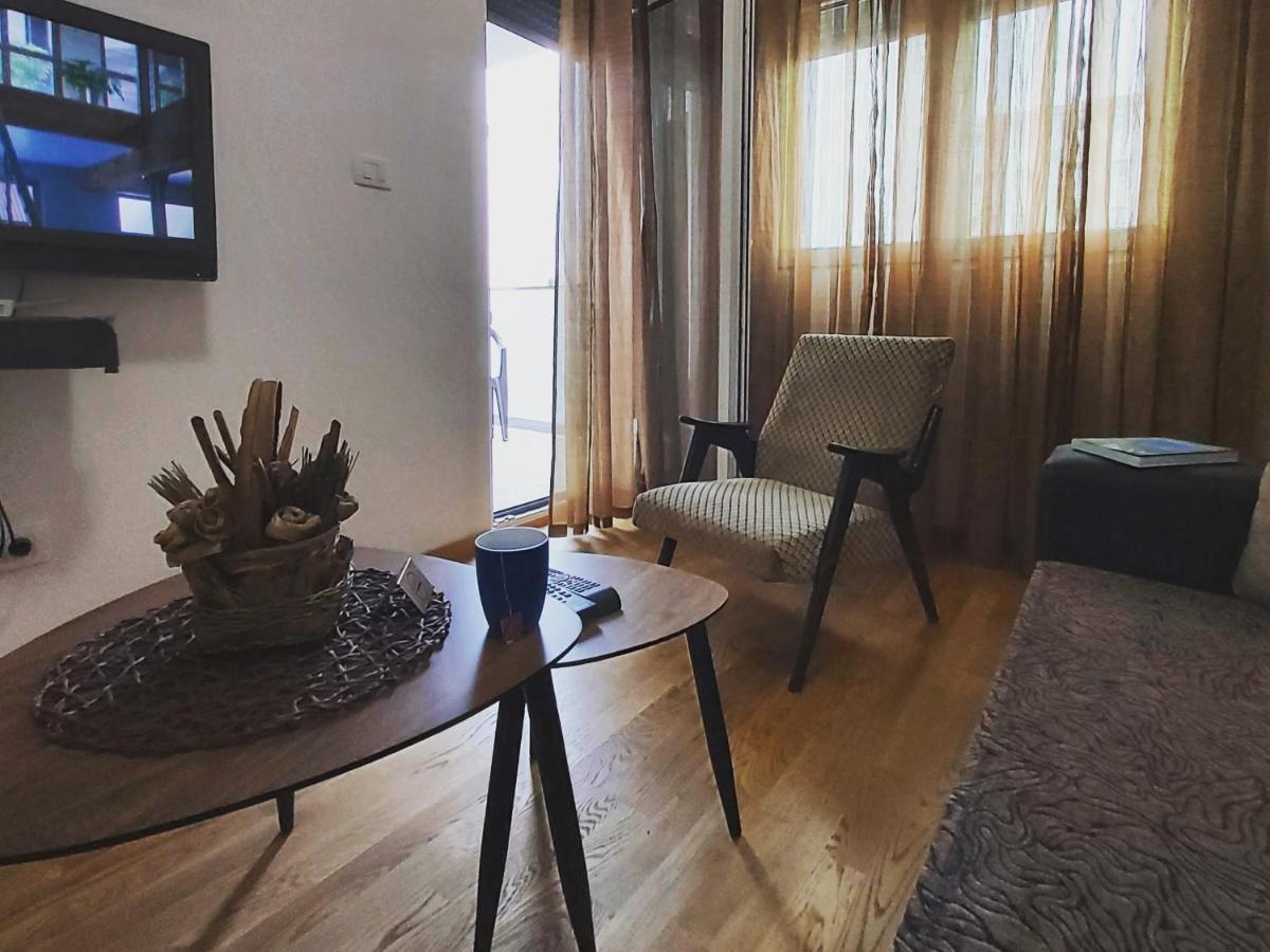 Apartman Miss T Podgorica Exteriör bild
