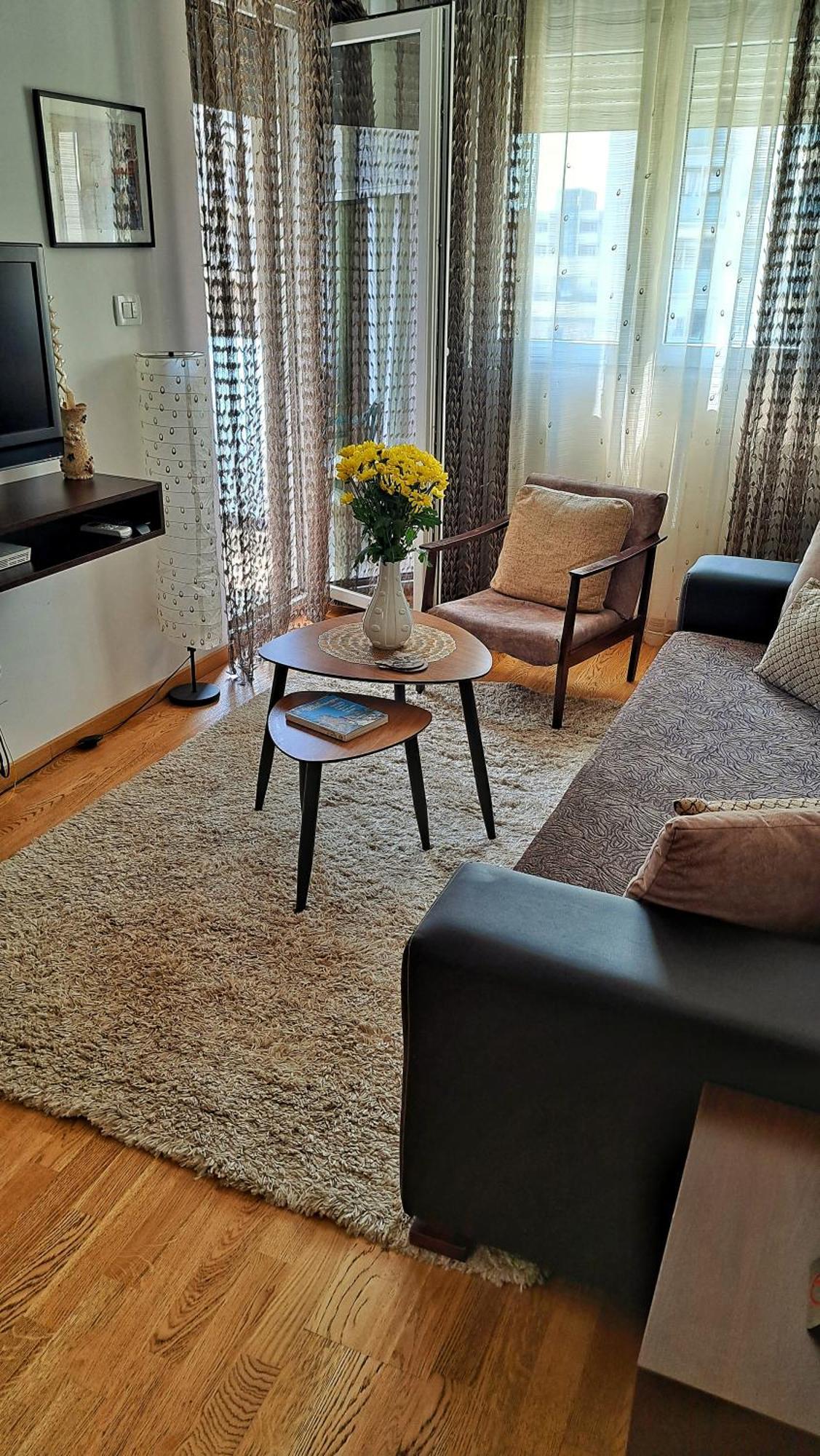 Apartman Miss T Podgorica Exteriör bild